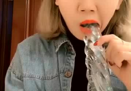 小姐姐吃螺旋汤汤,螺旋汤汤的独特魅力